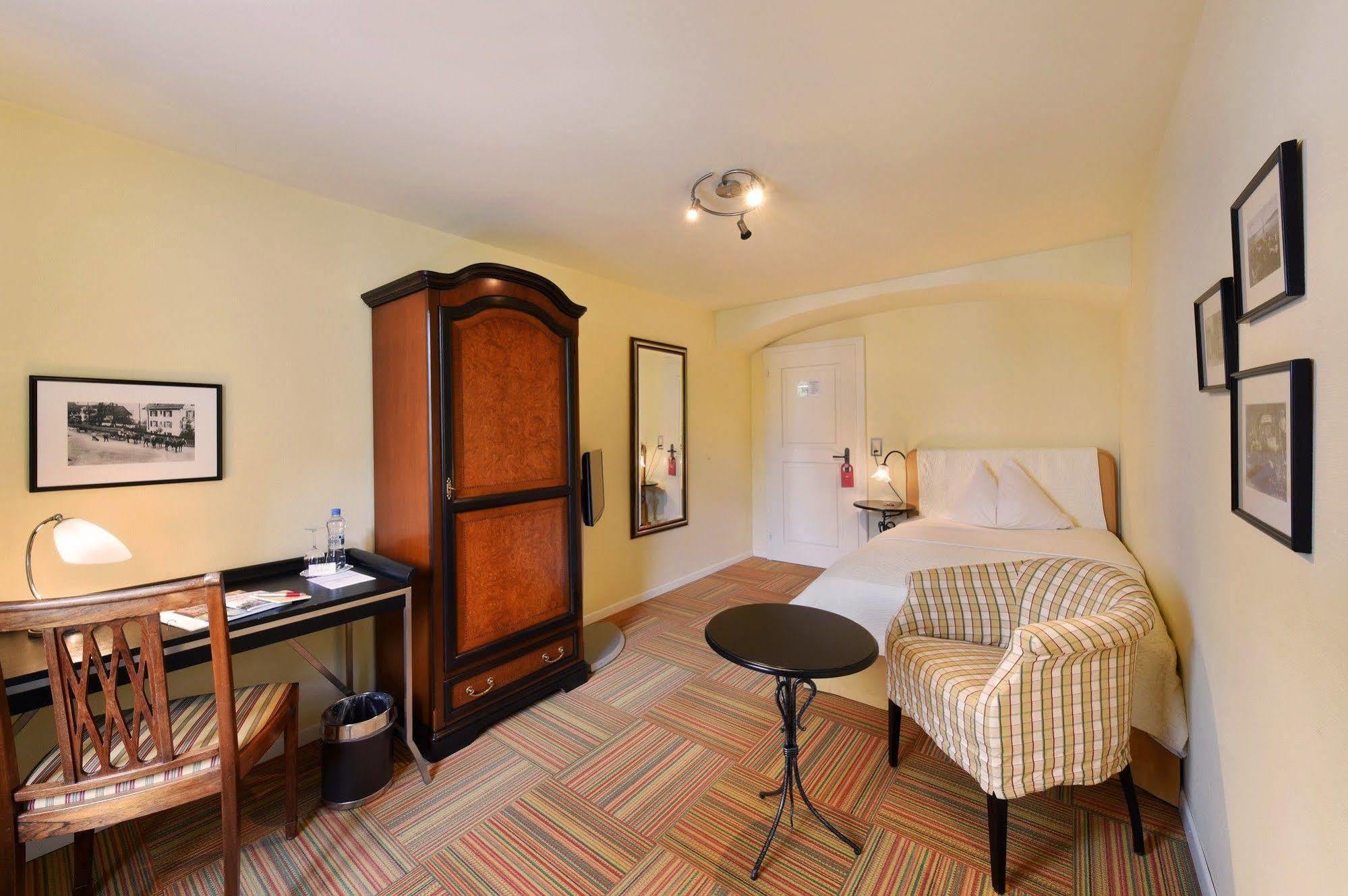 Romantik Hotel Schwan Horgen Zewnętrze zdjęcie