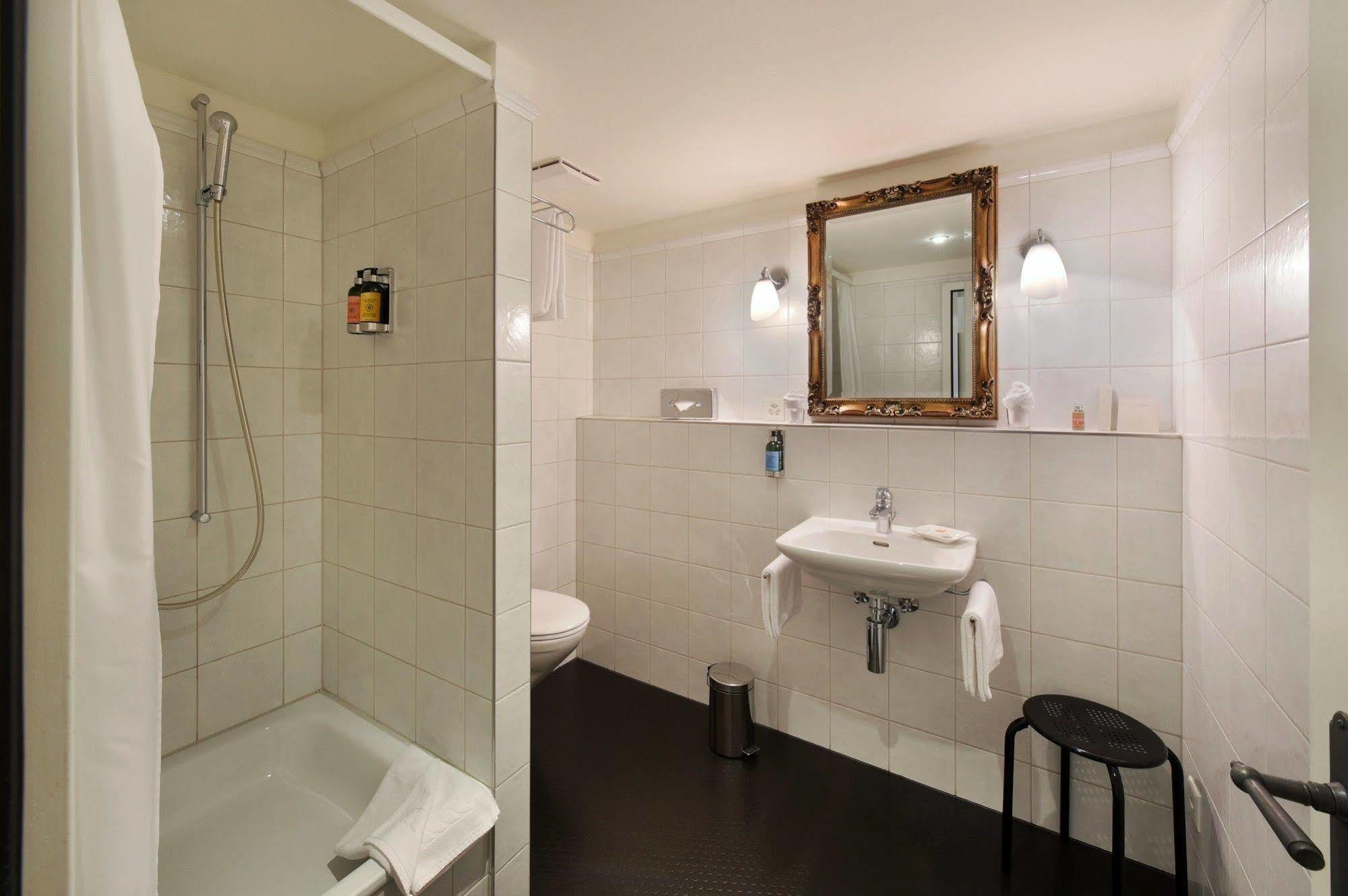 Romantik Hotel Schwan Horgen Zewnętrze zdjęcie